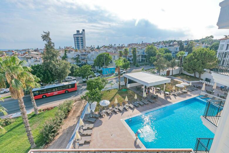 Lara World Hotel