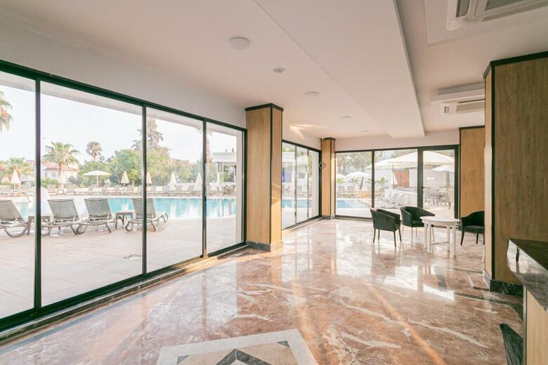 Lara World Hotel