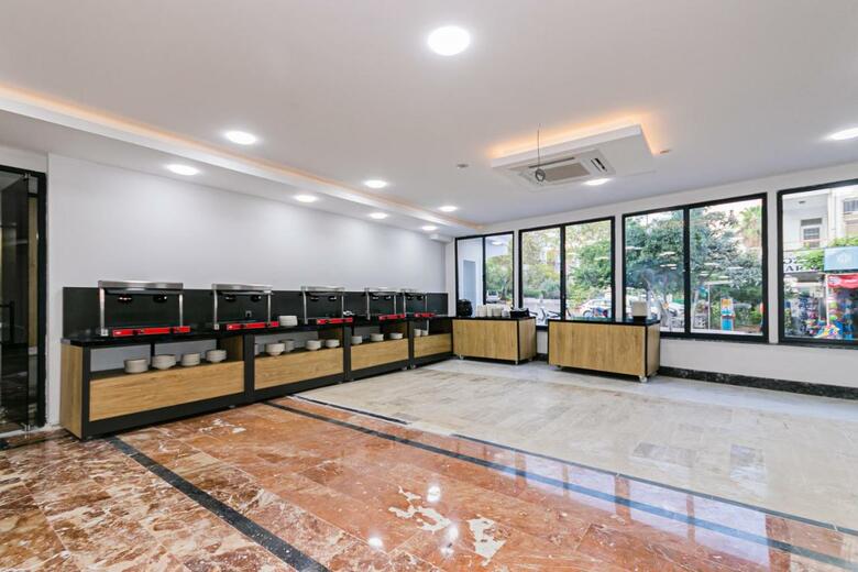 Lara World Hotel