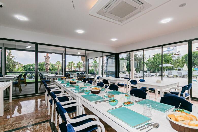 Lara World Hotel