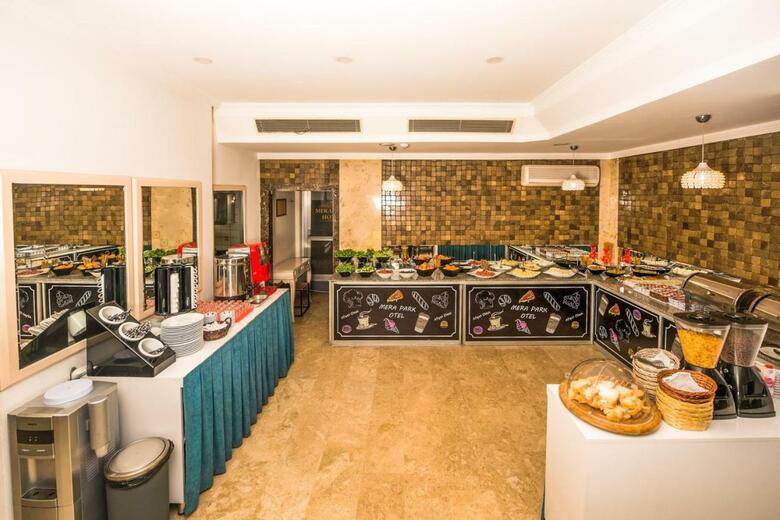 Mera Park Hotel