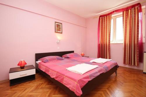Apartments By The Sea Jelsa (hvar) - 8747