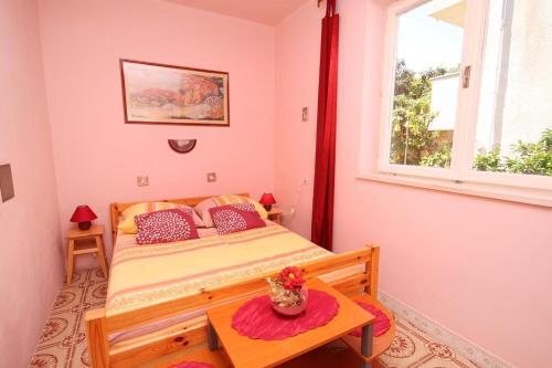 Apartments By The Sea Jelsa (hvar) - 8747