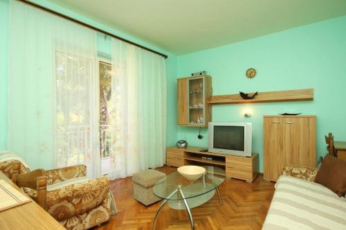 Apartments By The Sea Jelsa (hvar) - 8747