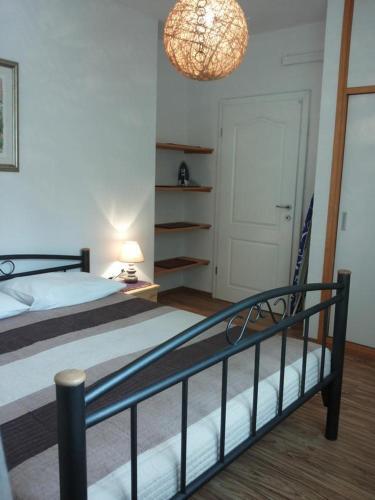 Apartments By The Sea Jelsa (hvar) - 12247