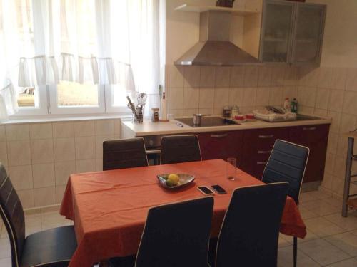 Apartment Sumpetar 2808c