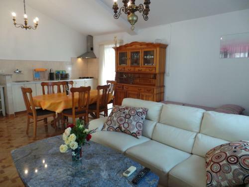 Apartments In Karigador/istrien 35277