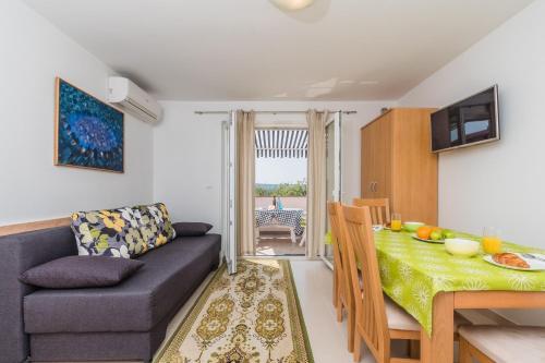 Apartments In Klimno/insel Krk 13574