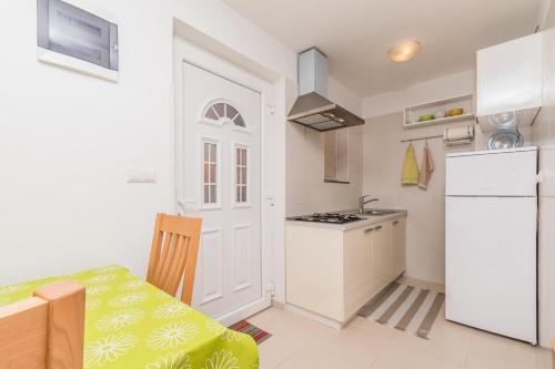 Apartments In Klimno/insel Krk 13574