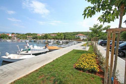 Apartments In Klimno/insel Krk 13574