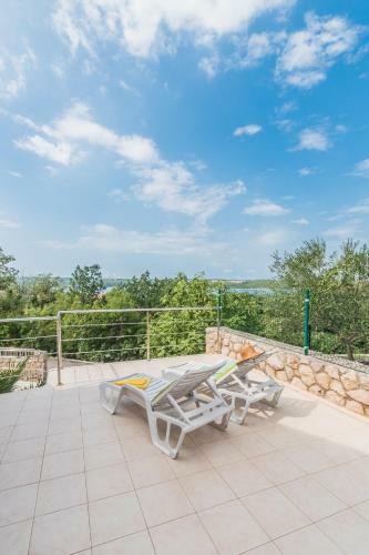 Apartments In Klimno/insel Krk 13574