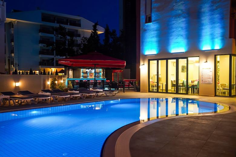 Hotel Seren Sari