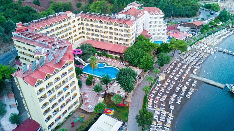 Hotel Golmar Beach