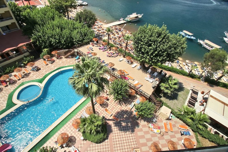 Hotel Golmar Beach