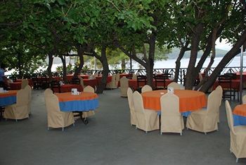 Hotel Golmar Beach