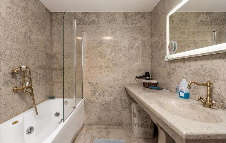 Two-bedroom Holiday Home In Kornic