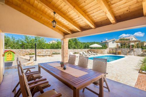 Holiday House Hojevica - Kras, Krk