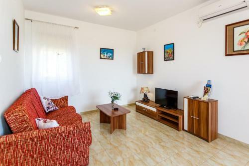Apartment Tomy 2+2