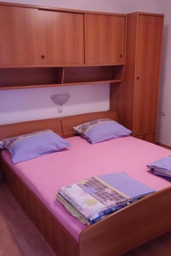 Apartments By The Sea Lopar (rab) - 12534
