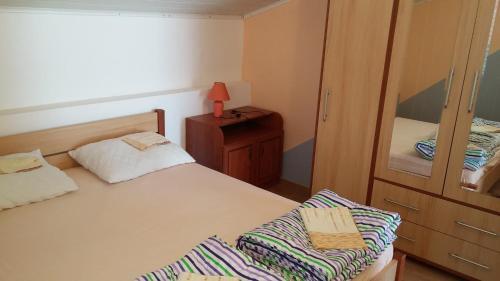 Apartment Lopar 12534d