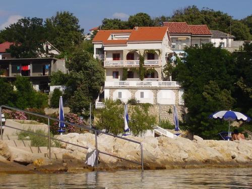 Apartment Lopar 12534d