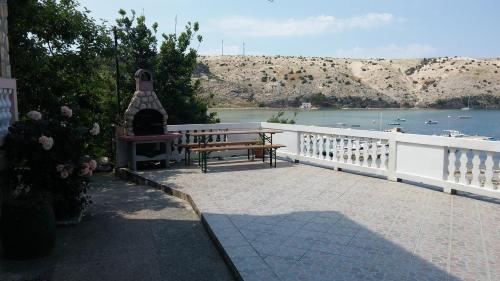 Apartment Lopar 12534d