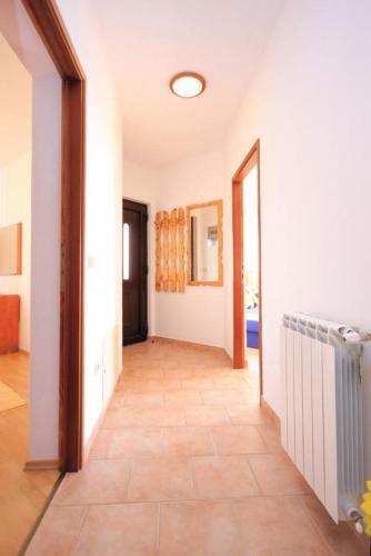 Apartments With A Parking Space Lovran (opatija) - 7743