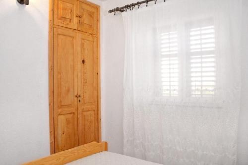Apartment Lumbarda 4437a