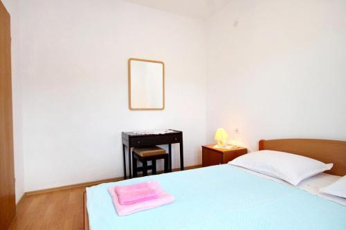 Apartments With A Parking Space Lumbarda (korcula) - 9298