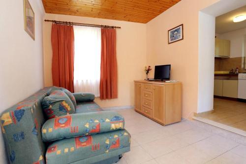 Apartments With A Parking Space Lumbarda (korcula) - 156