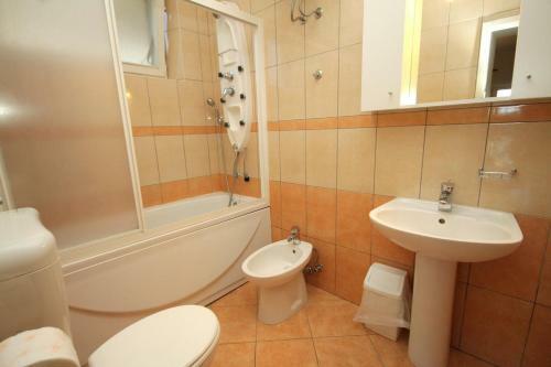 Apartment Lumbarda 9236a