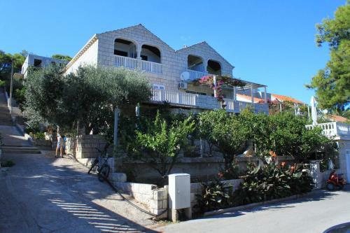 Apartment Lumbarda 9236a