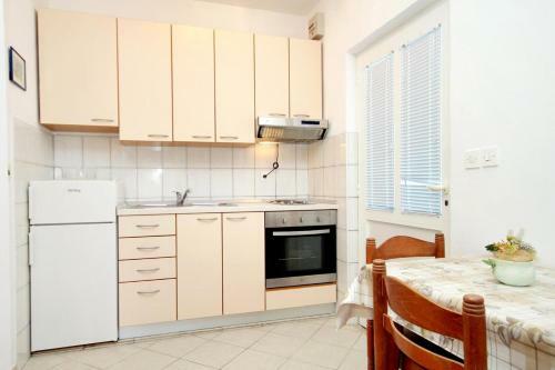 Apartamentos Studio Lumbarda 9298a