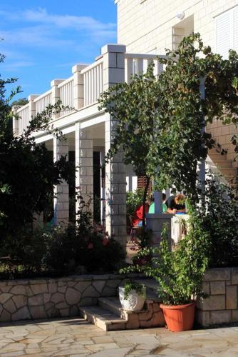 Apartamentos Studio Lumbarda 9298a