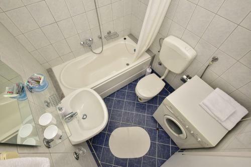 Apartment Mirna