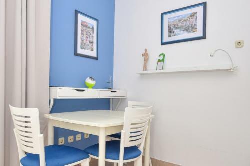Apartment Mirna