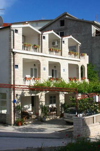 Apartmani Roso Makarska
