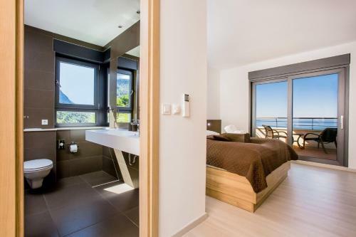 Villa Ctvb105/ - Modern Holiday Home With Private Pool
