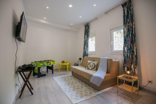 Villa Ctma246/ New Modern House With Private Heated Pool