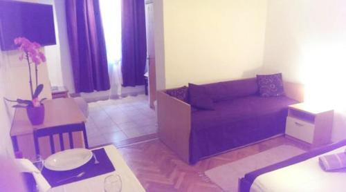 Apartments By The Sea Makarska - 13222