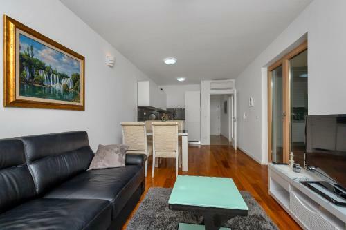 Beach Apartment Bilich
