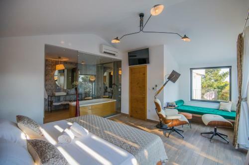 Ctma236/ Modern Decorated Villa With Private Pool