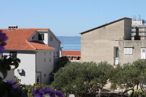 Apartments With A Parking Space Makarska - 6784