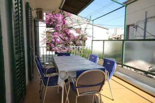 Apartment Makarska 6765a