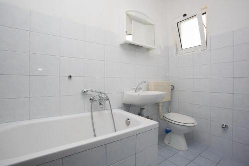 Apartment Makarska 16161b