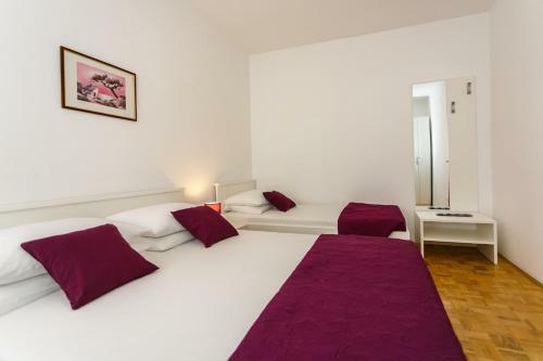 Apartments In Malinska/insel Krk 26685