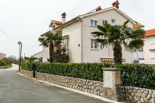 Apartments In Malinska/insel Krk 26685
