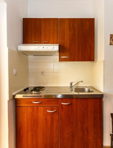 Apartments In Malinska/insel Krk 13213