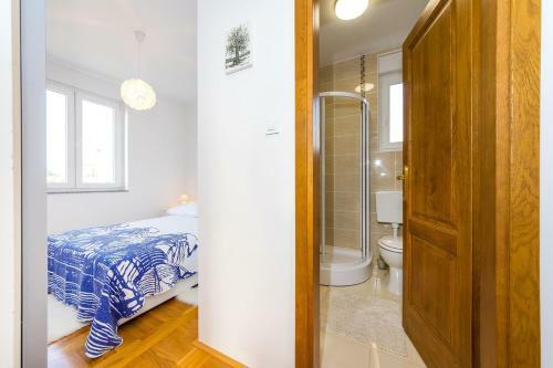 Apartment Haja