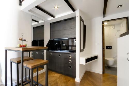 Dezign Superior Apartments